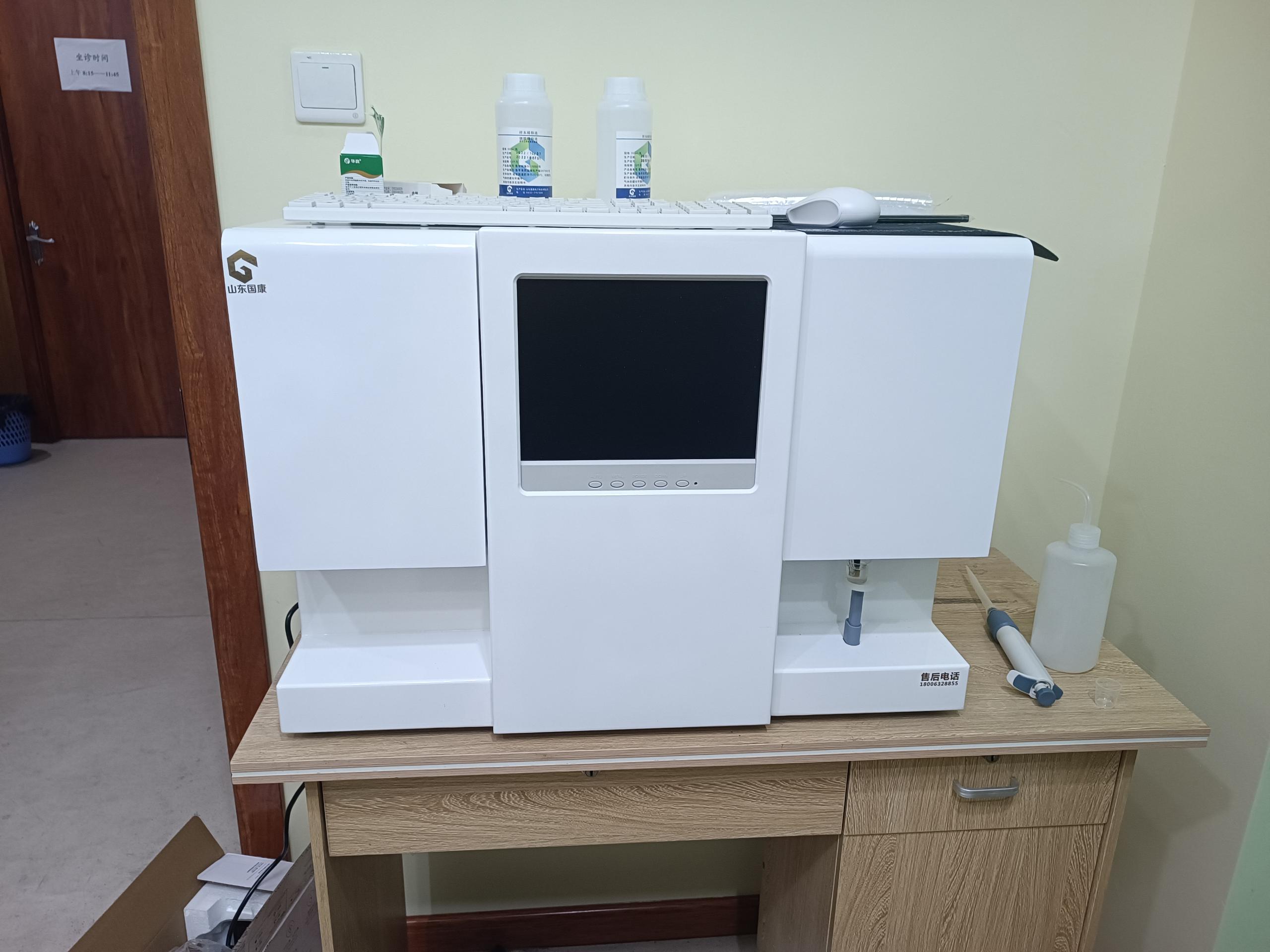 GK-1医用向日葵视频色版下载器一体机设备的电极系统主要有哪些？